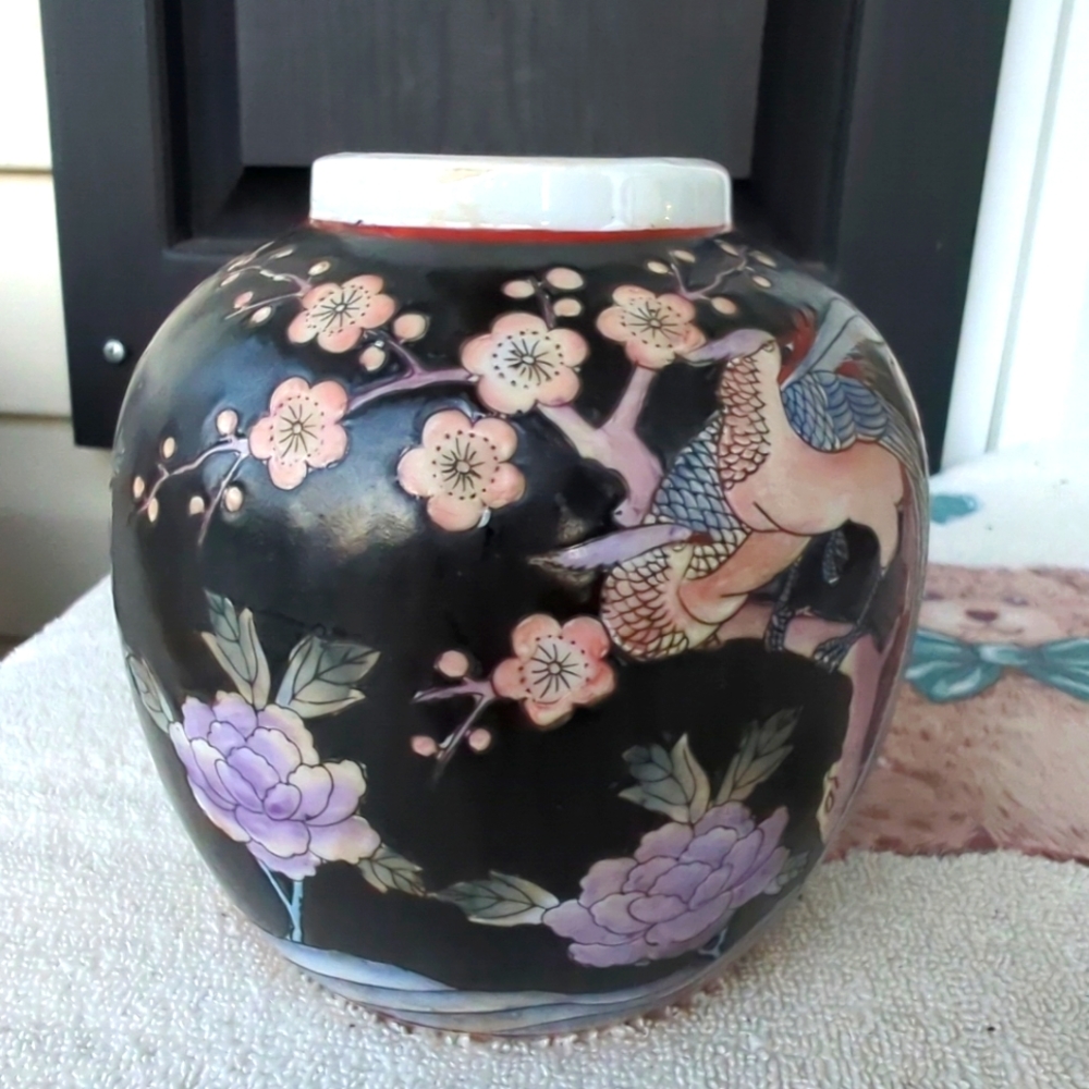 Vintage Gorgeous Black Floral/Bird (Pottery)Embossed-Look Vase